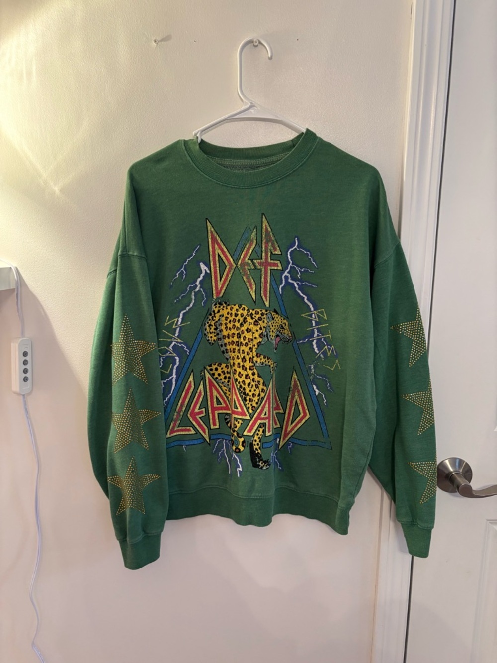 Green Graphic Crewneck Sweatshirt